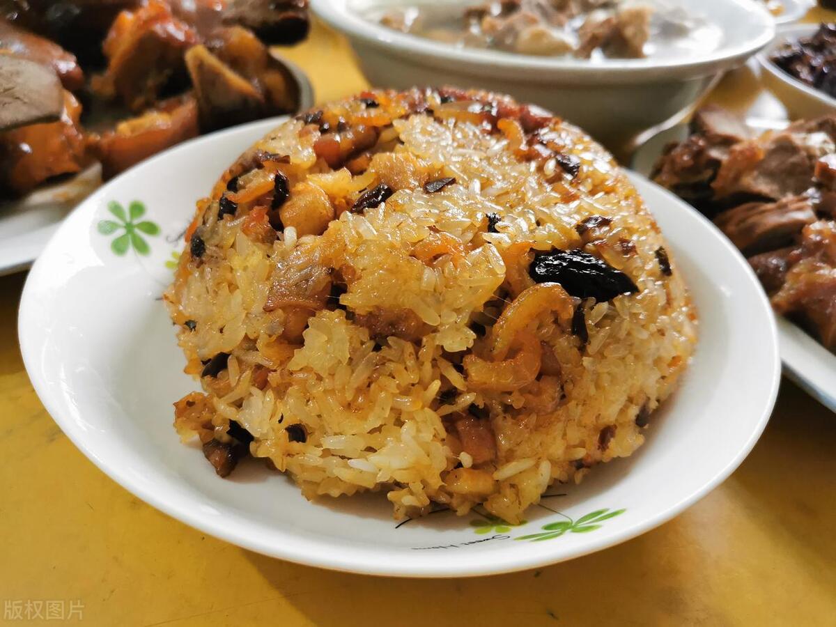 贵州攻略旅游必备,贵州美食旅游线路攻略推荐