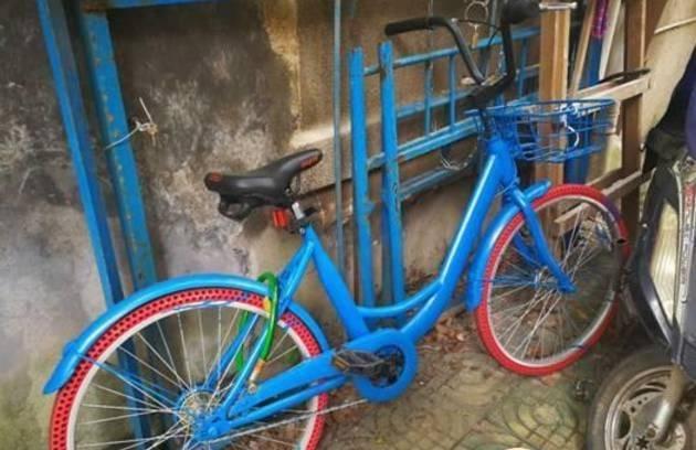 都是人才，疫后捞偏门，共享单车全“灰了”