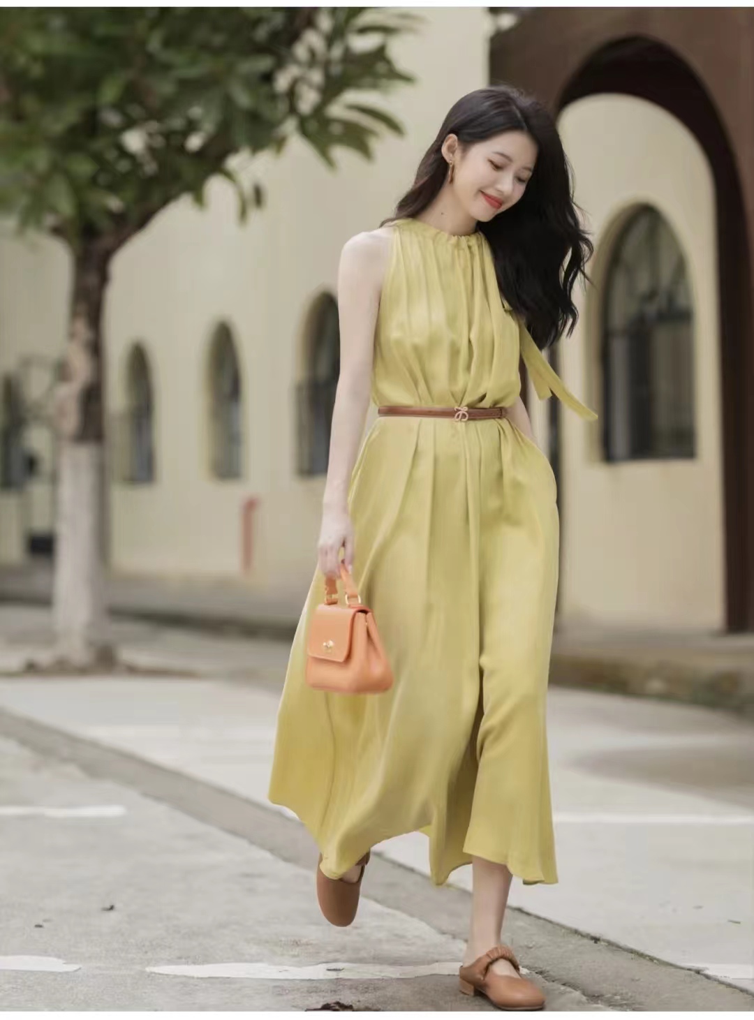 夏天穿什么衣服比较凉快,夏天穿什么衣服比较透气比较不会产生静电