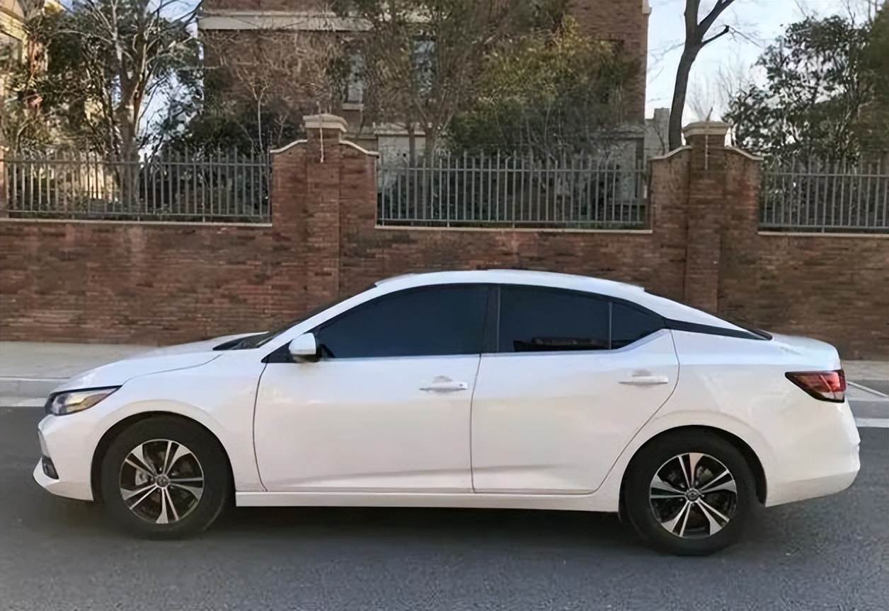 月薪6000养得起日产轩逸吗,月薪5000买15万的车压力大吗