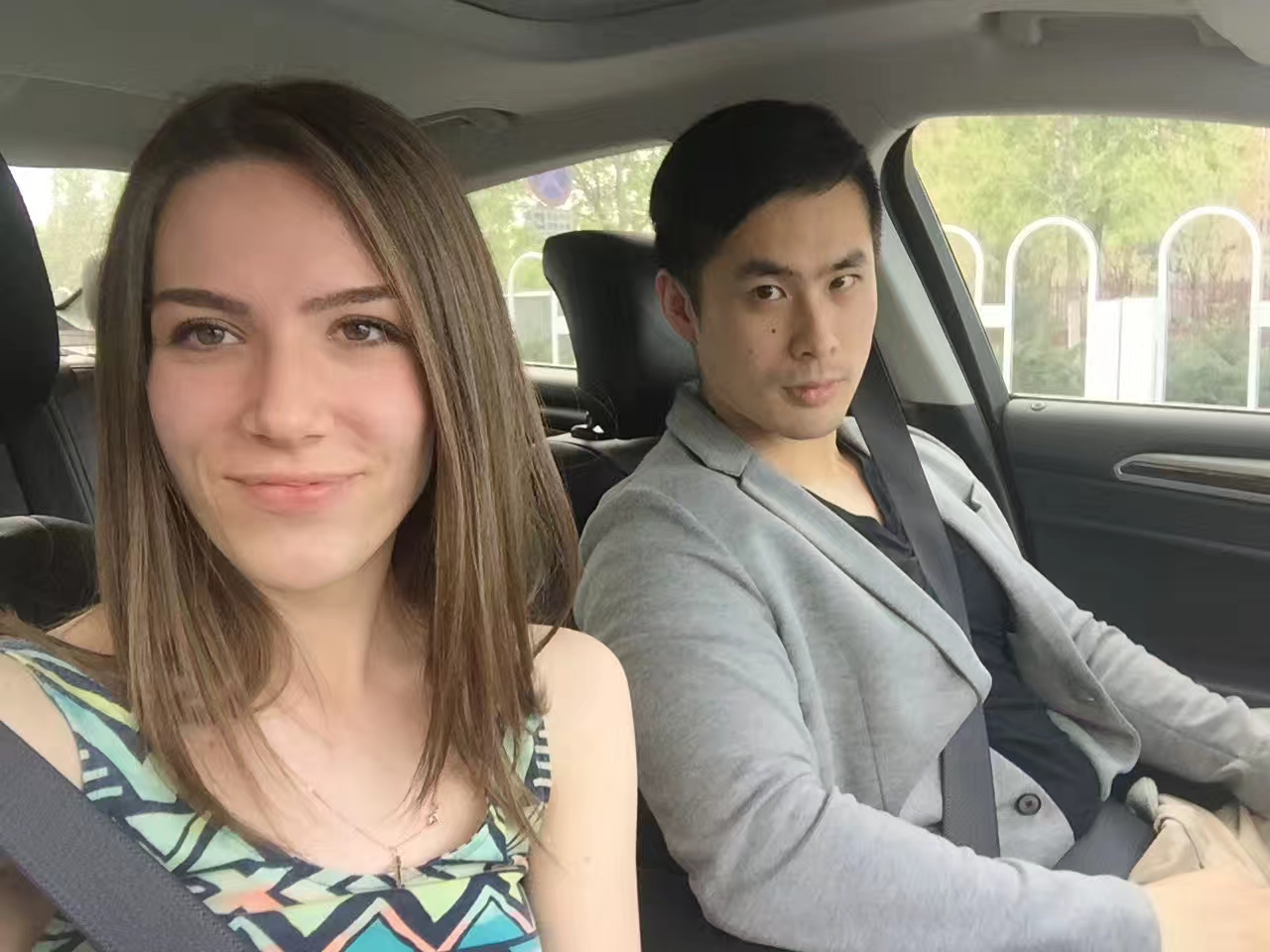 山东小伙娶俄罗斯媳妇新闻视频,中国小伙娶了乌克兰双胞胎