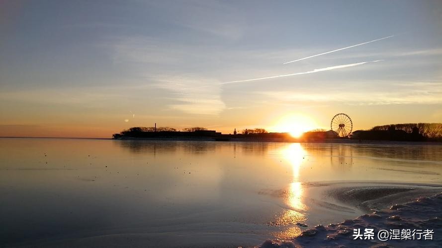 天生畸形却拥有传奇一生，被称为外星人的富勒，他的发明超越时代