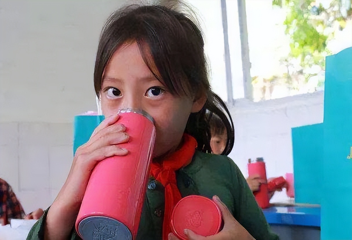 保温杯里泡枸杞有危险吗,保温杯泡枸杞有什么危害吗
