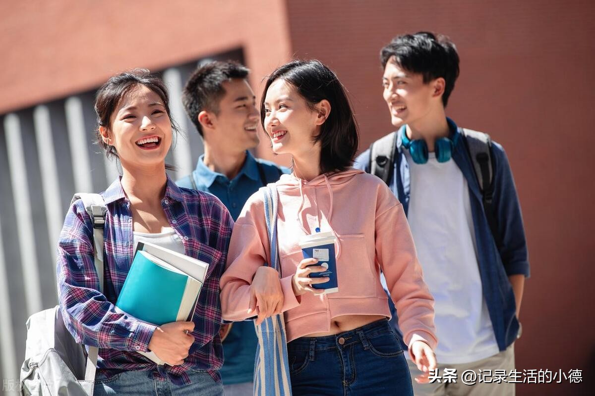 7天无理由退货不该这样用！山西某高校“白嫖”衣服，被店主曝光