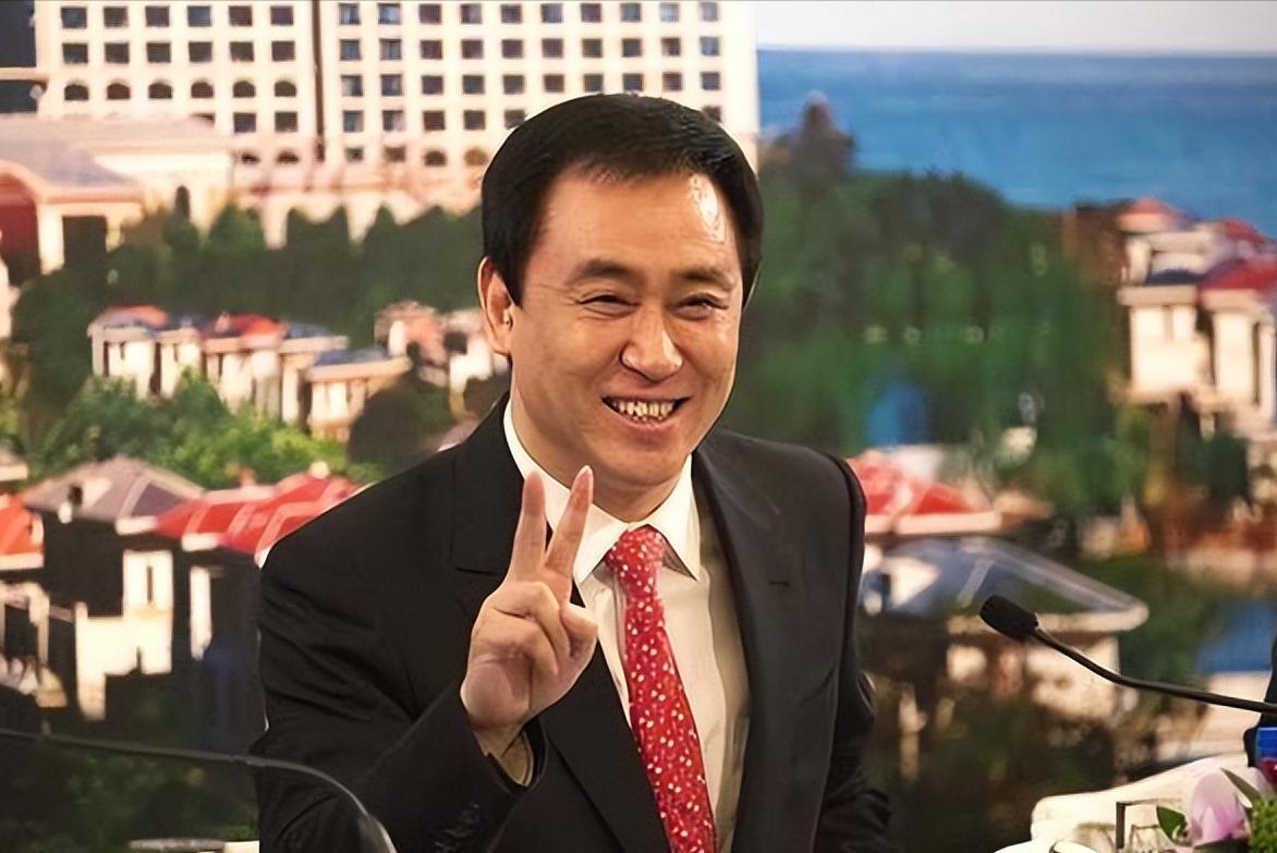 马斯克能还上许家印所欠的钱吗,马斯克当全球首富后屡遭逼捐