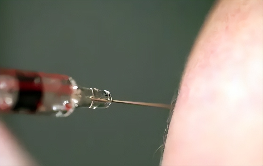 过敏性鼻炎一直鼻塞不通气怎么办,过敏性鼻炎鼻塞流鼻涕打喷嚏眼痒