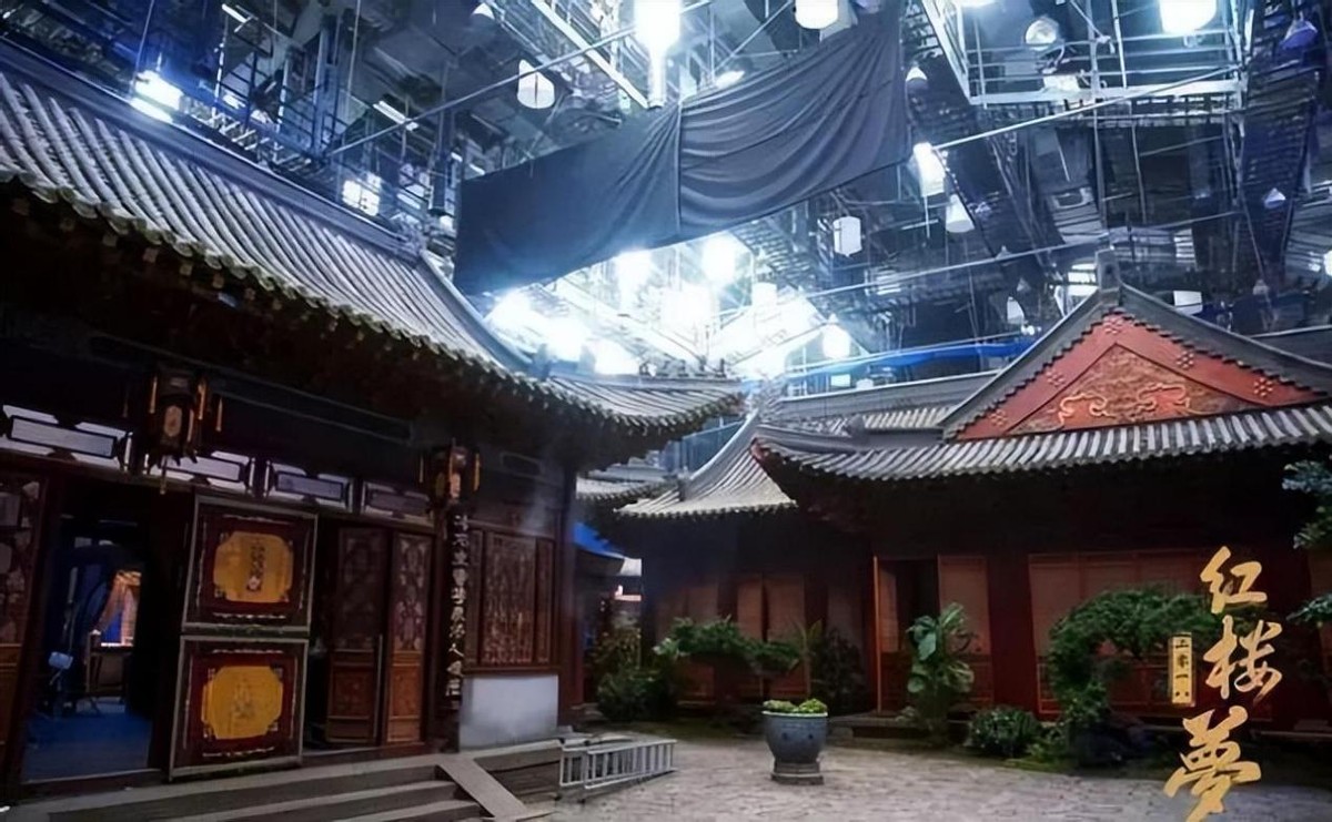 关晓彤红楼梦贾元春造型,关晓彤演薛宝钗