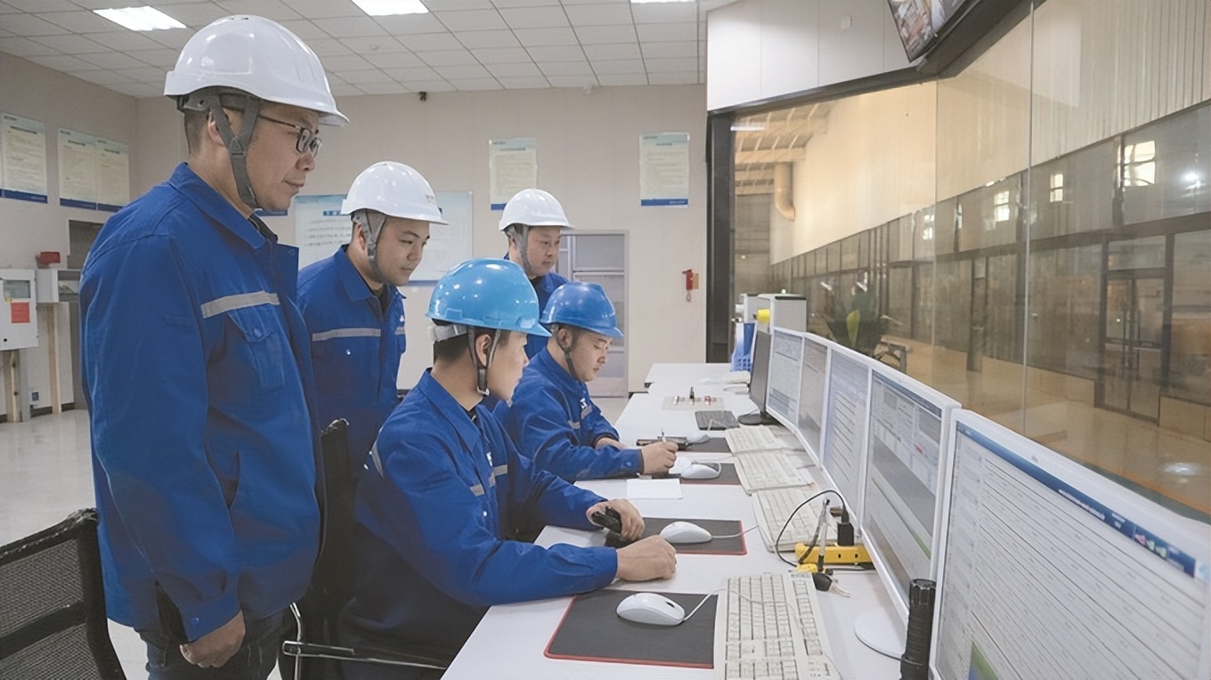 踔厉奋发接续奋斗奋力书写高质量发展“汇鸿答卷”