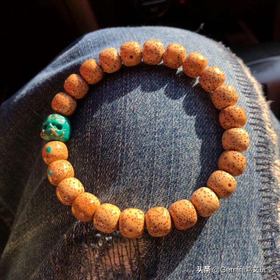 文玩手串男的戴哪种意义好,各种文玩手串佩戴效果男