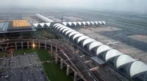 泰国航空疫情,疫情冲击下民航业