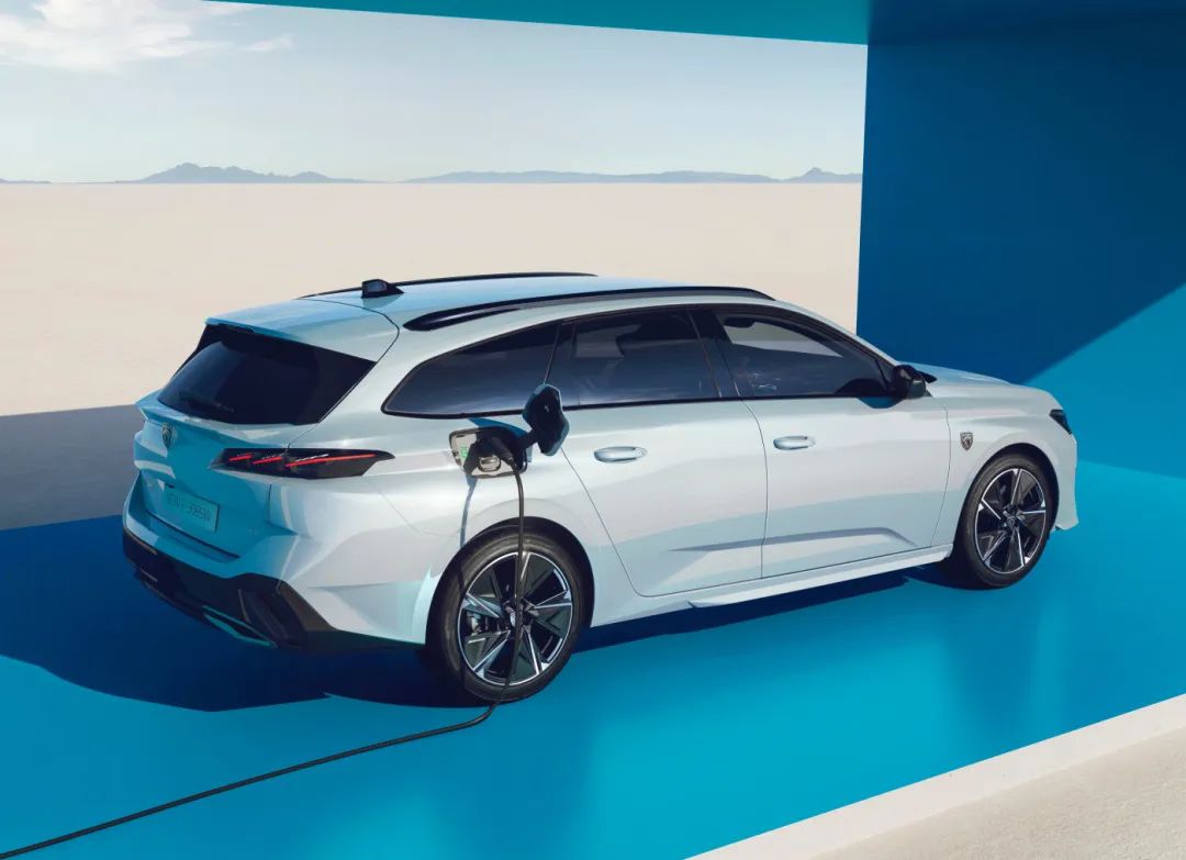 标致全新一代308官图曝光,标致新一代308发布1.6手动