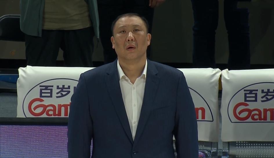 王晗山东男篮战胜辽宁排名,山东男篮吊打北京首钢狂胜37分