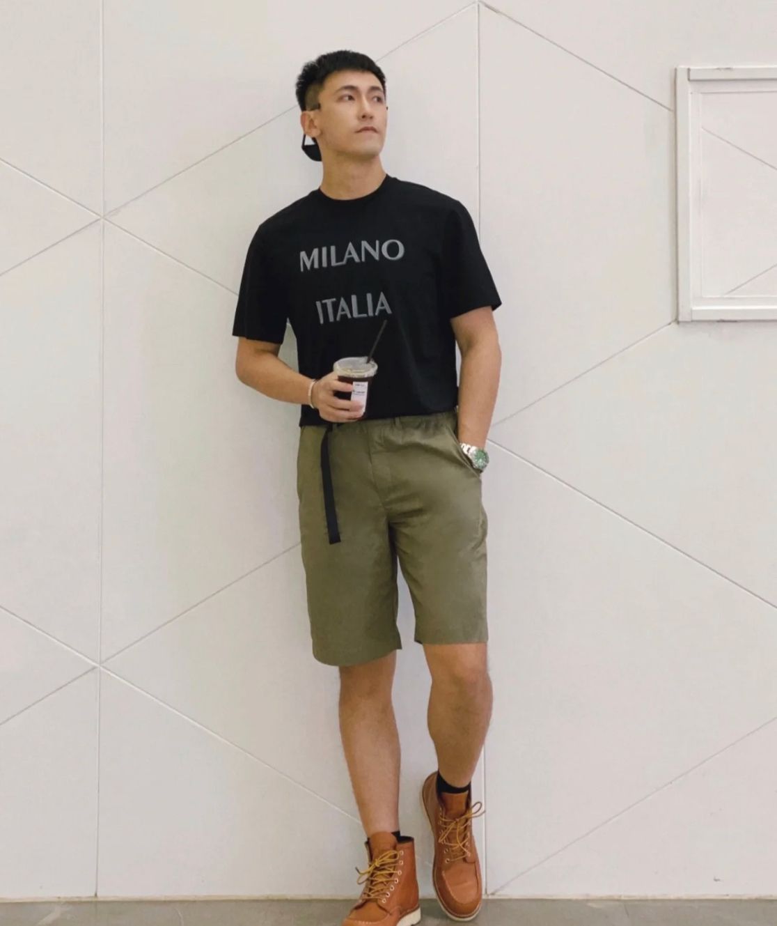 夏天男人白色短裤穿衣搭配,夏天短裤男士穿搭