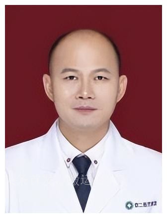 钦州第二人民医院党委书记,钦州市第二人民医院内科主任