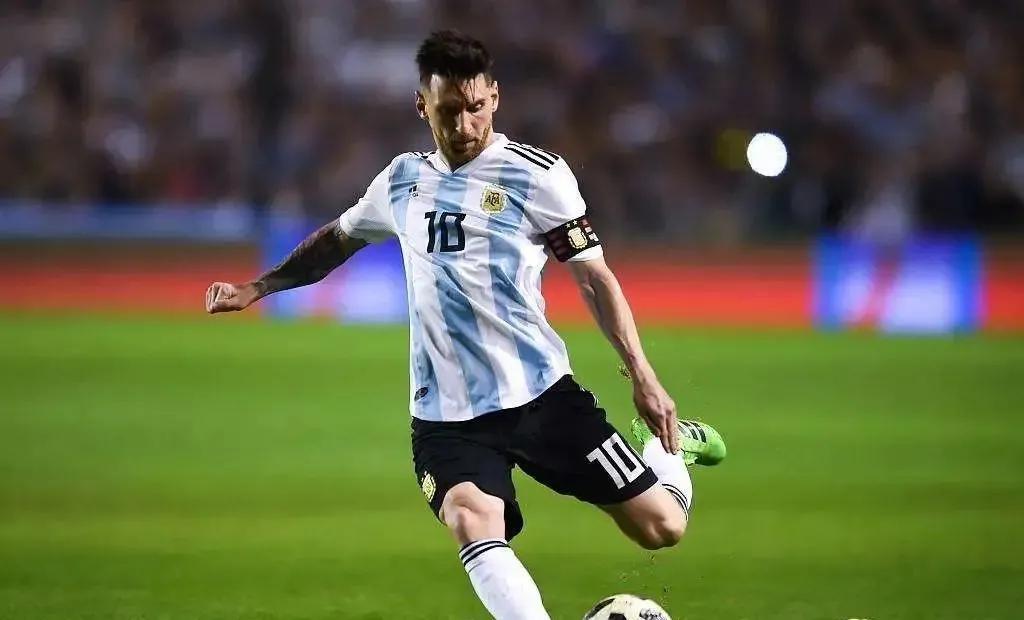 世界杯决赛后的刷屏说