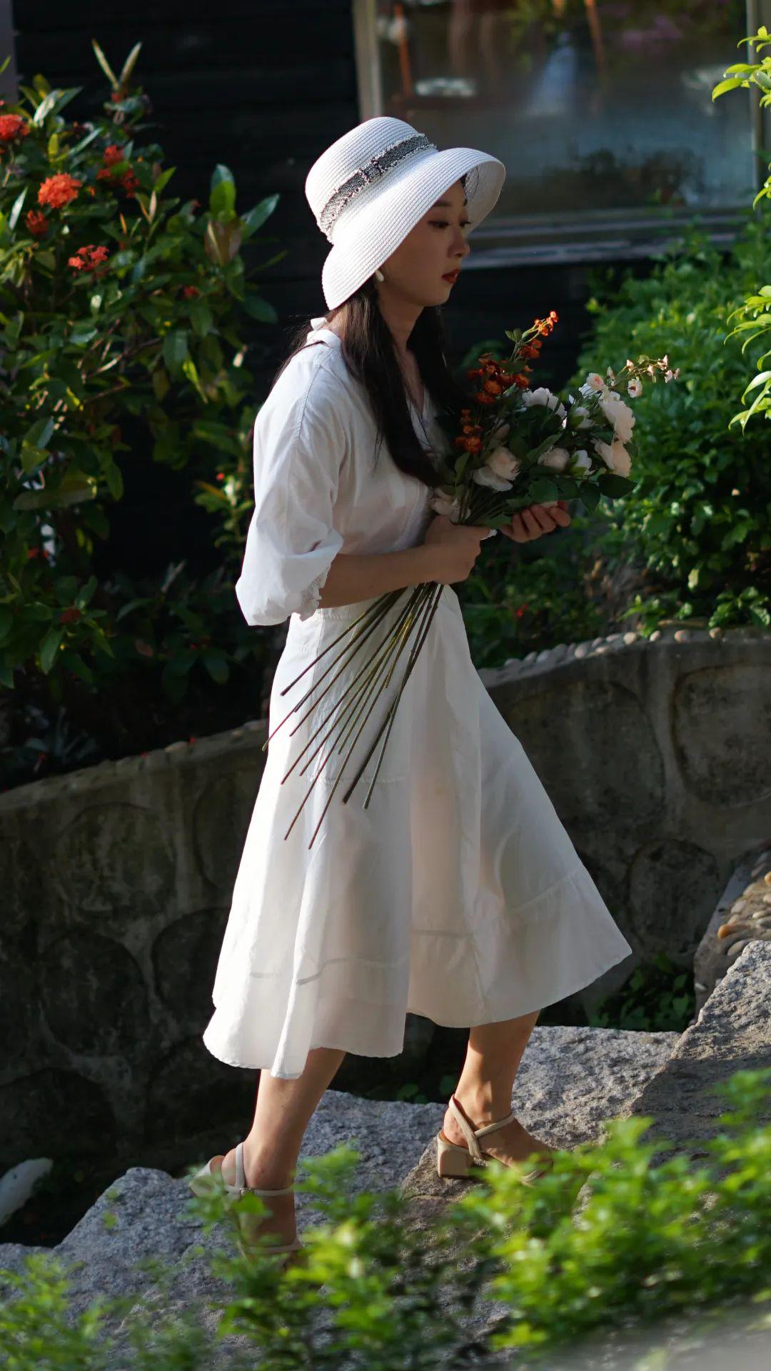 我，90后，女博士，研究105种动物“*行为性**”