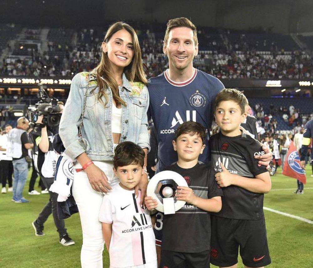 七夺“足球先生”——梅西为什么这么受人追捧？他把票投给了谁？