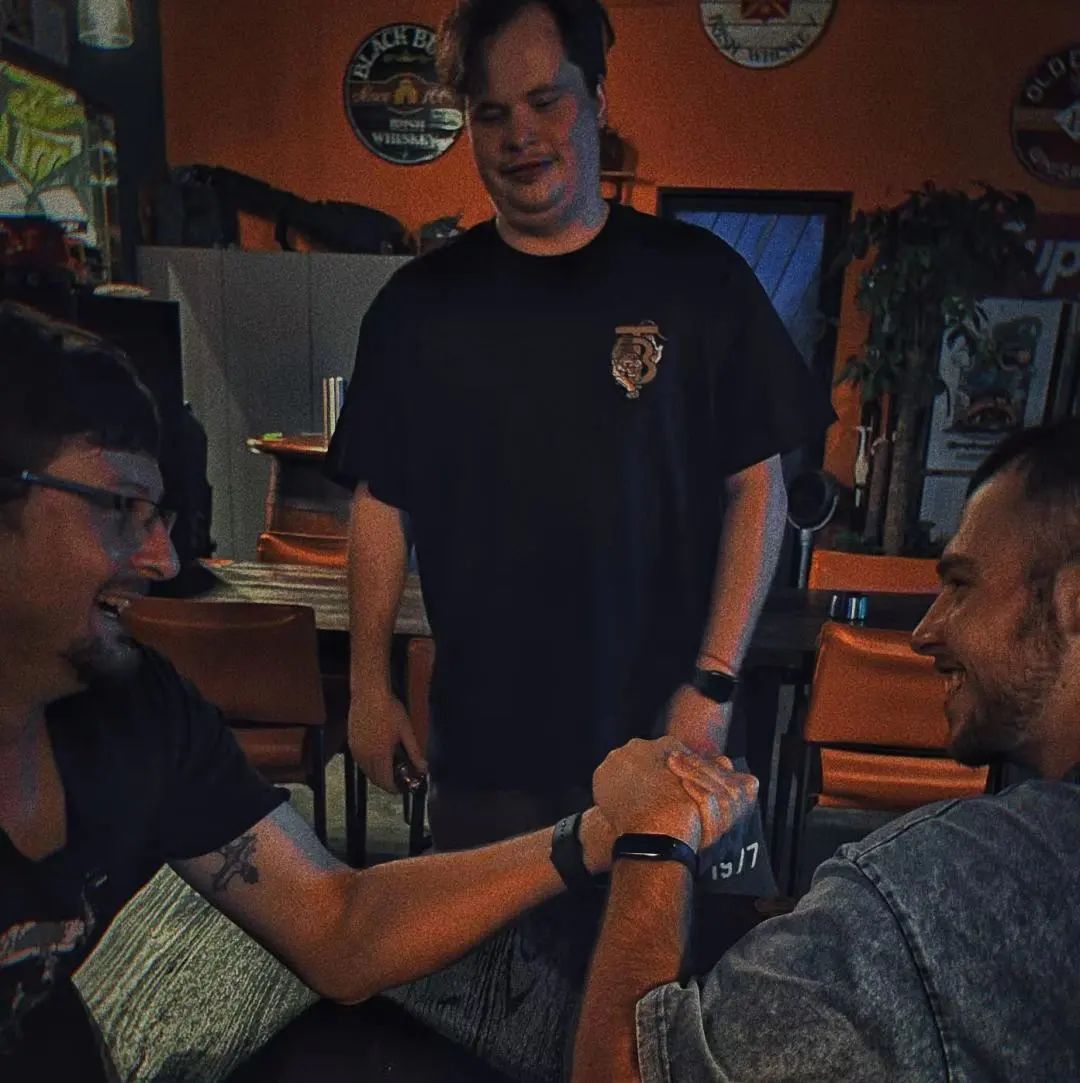 武汉球迷现场看球,武汉球迷看球