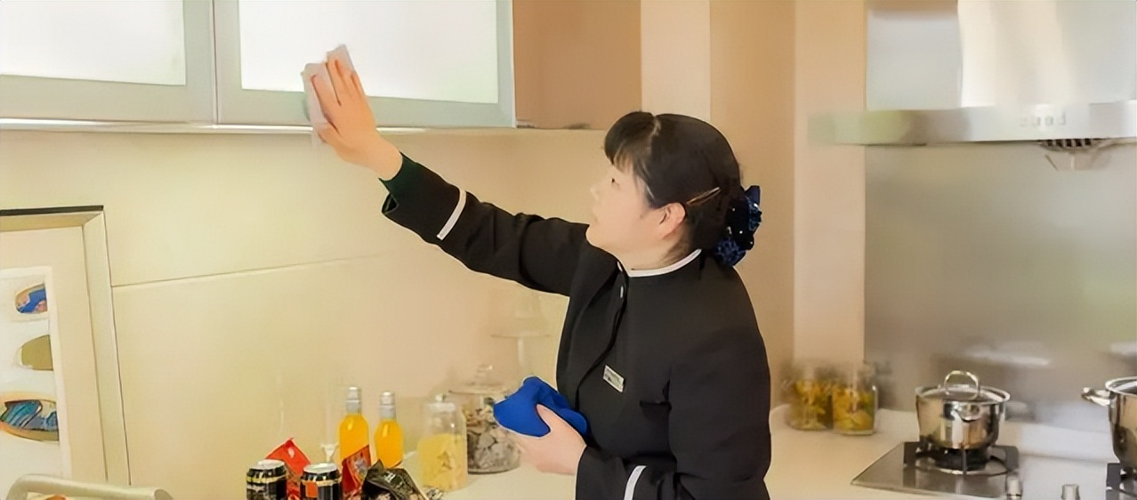 鍖椾含淇濇磥闃垮Ж骞撮緞瑕佹眰,鍖椾含淇濇磥闃垮Ж鐪熷疄鐢熸椿