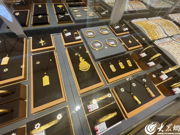 2024金价买涨还是买跌,金价买涨不买跌