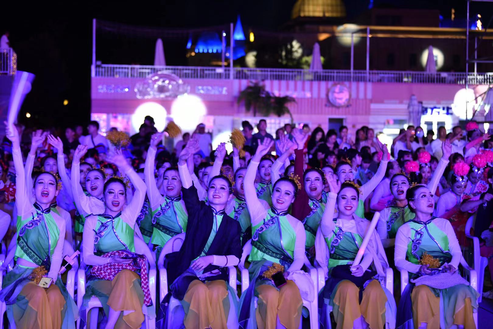 美美与共打鼓表演,全国广场舞北京集中展演圆满举行