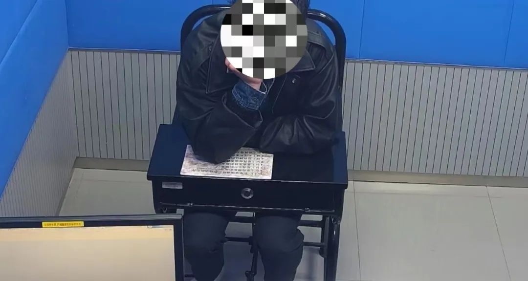 梦游被叫醒会失忆,男性喝酒后失忆