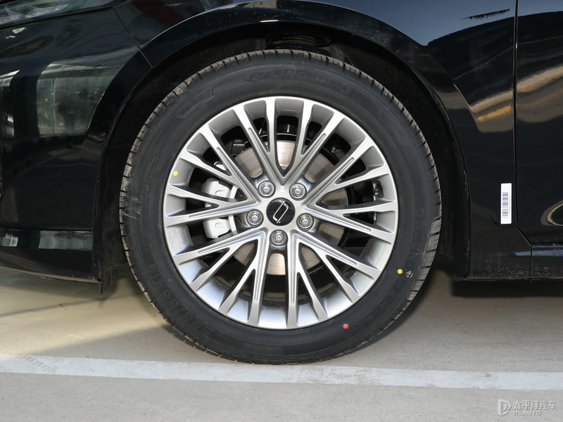 奔腾b70新款2024款成交价,奔腾b70新款尊享型能优惠多少钱