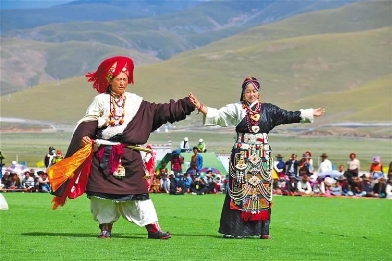 藏刀：从日常向工艺品的蜕变