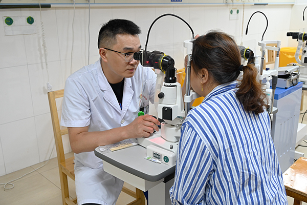 勇担健康使命，铸就时代新功——湖南医药学院总医院评选出第六届“十佳医生”