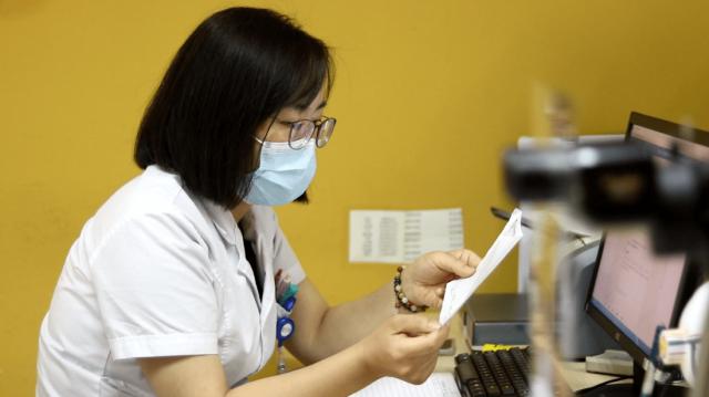 爱尔眼科医院能做眼底手术吗,爱尔眼科白内障手术后续