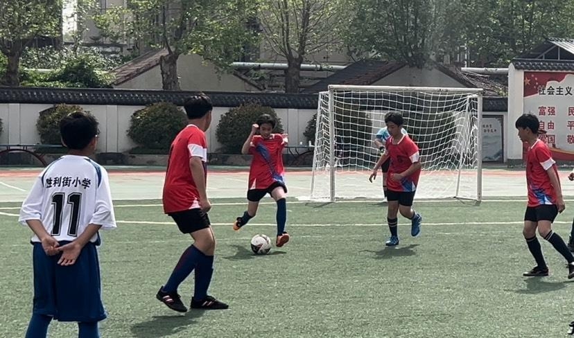 点燃绿茵烽火放飞足球梦想,2022年首届青少年足球联赛