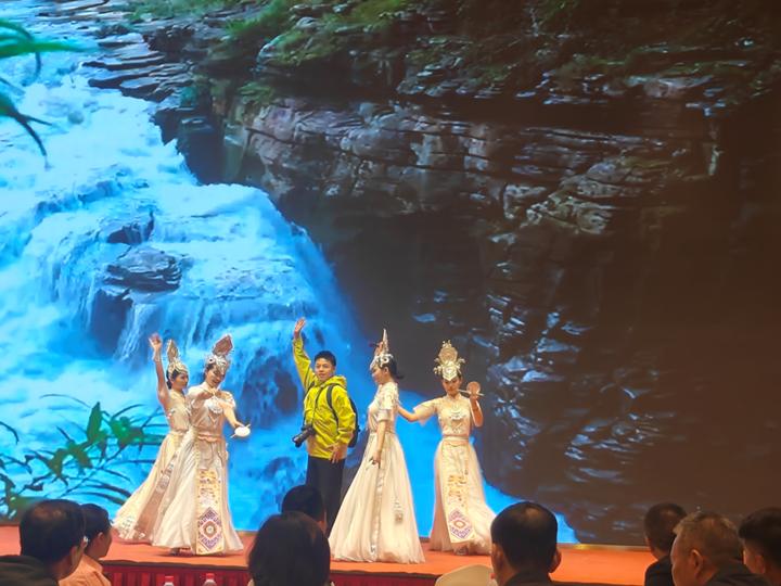 湖北利川避暑旅游推荐,湖北恩施利川市旅游风景区