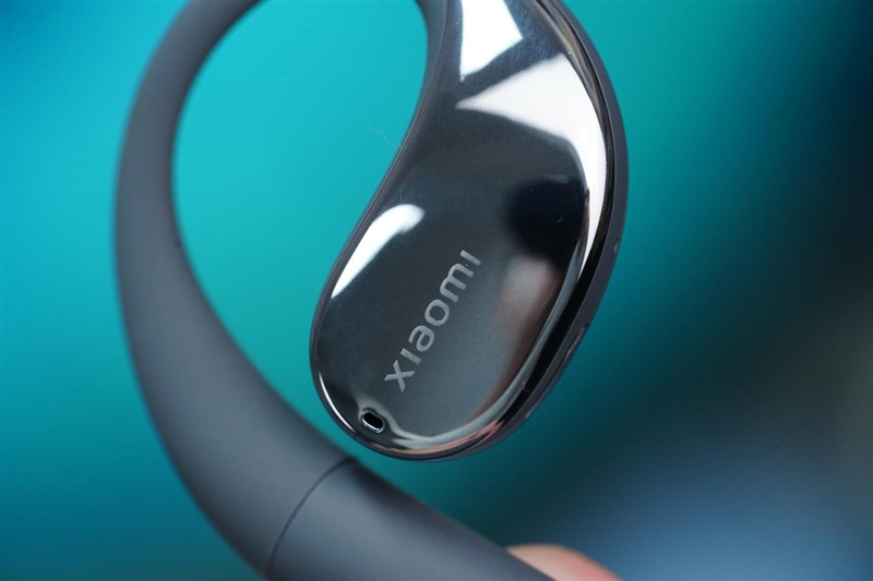 佩戴轻若无物音质秒杀骨传导！649元小米首款开放式耳机评测