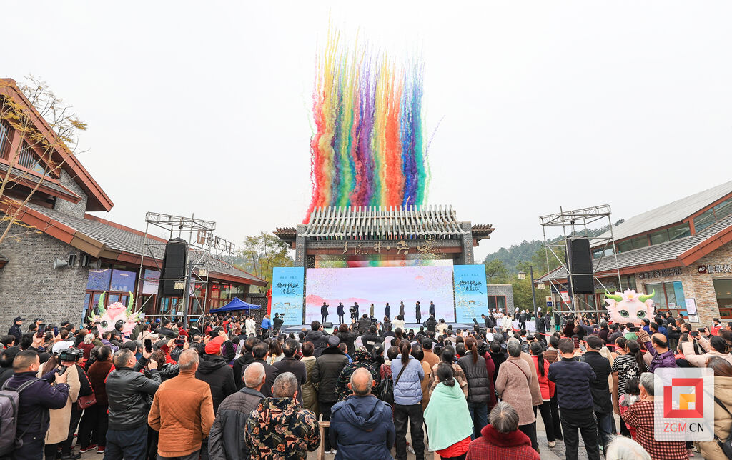 青山桃花节开幕,2019尖山桃花节