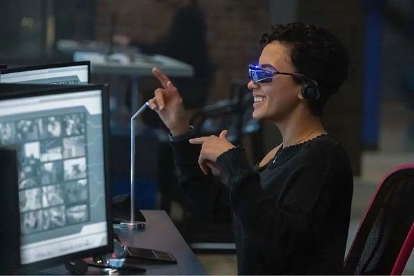 《GQ报道》：那些抢购数字藏品的年轻人