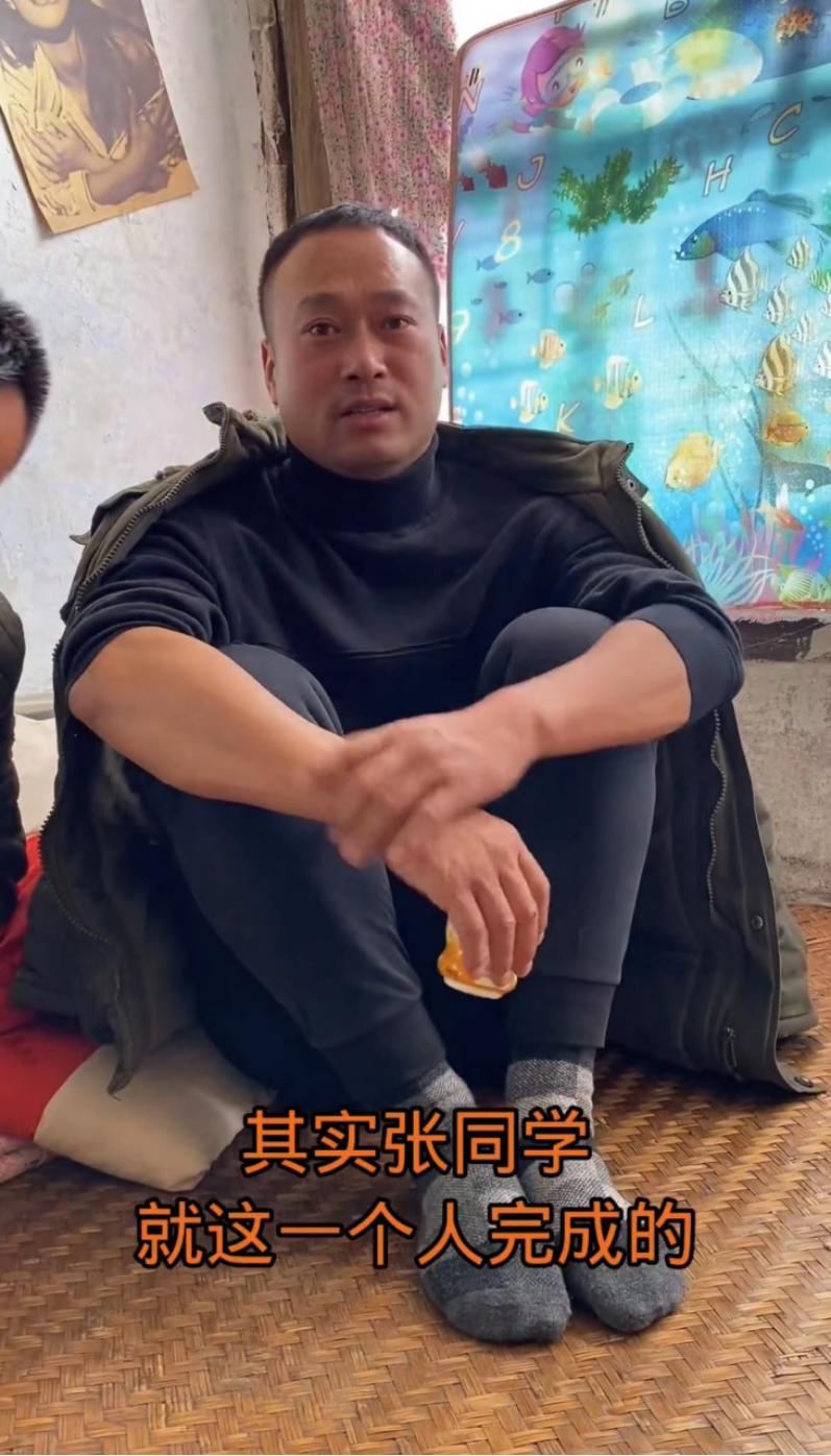 张同学与李子柒视频拍摄对比,李子柒张同学为什么会红