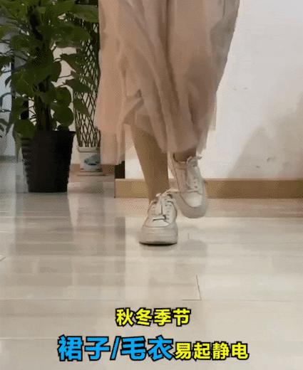 黑色衣服粘毛怎么处理小技巧,衣服粘毛小技巧