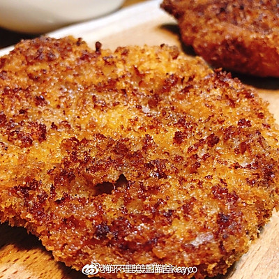 炸猪排怎么做酥脆好吃又简单,怎么炸猪排又酥又好吃