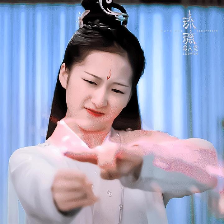 还记得《琉璃》里的小银花吗？她和宋祖儿、吴磊同班？