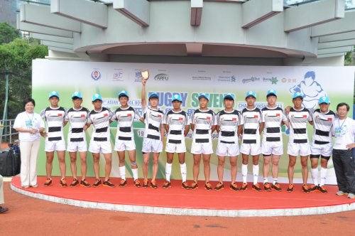 荣耀时刻：沈阳市第一七六中学体育特色做学生发展助推剂