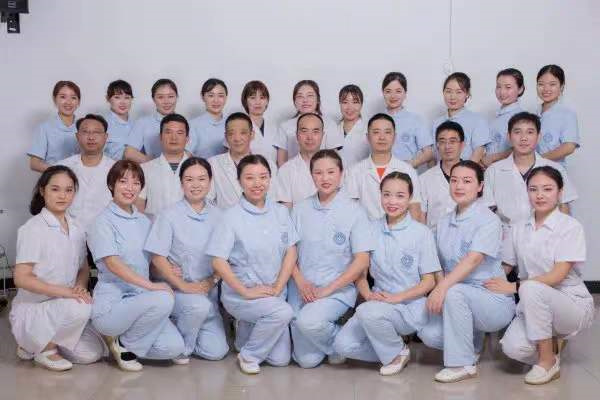 浠ユ不鐤椾负涓績浠ヤ汉姘戝仴搴蜂负涓績,浠ユ不鐤椾负涓績浠ュ仴搴蜂负涓績