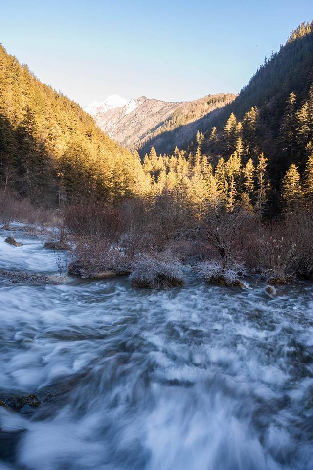 冬日梦幻童话九寨沟12月出发,九寨沟翠海蓝冰