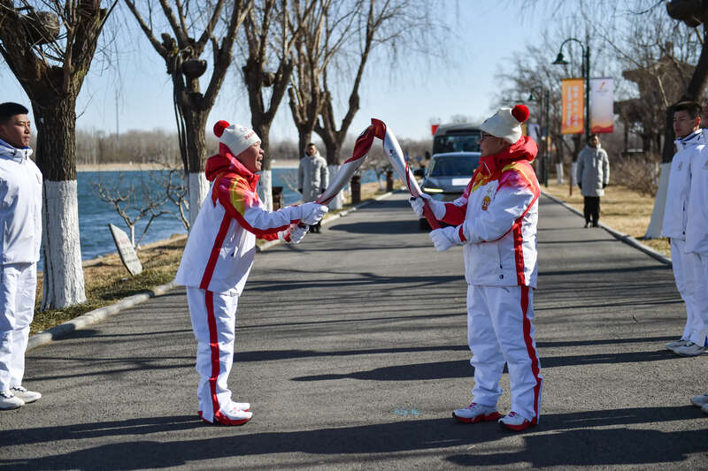 常石磊唱响双奥,王平久常石磊制作歌曲