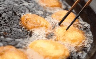 总是嘴角烂口腔溃疡是什么原因,嘴角老烂口腔溃疡吃什么水果