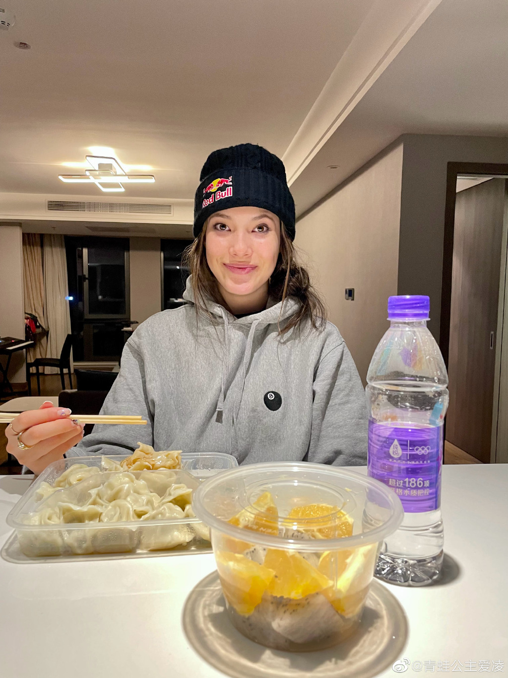 U型场断层优势、谷爱凌强势再夺金，每经专访谷爱凌私人教练