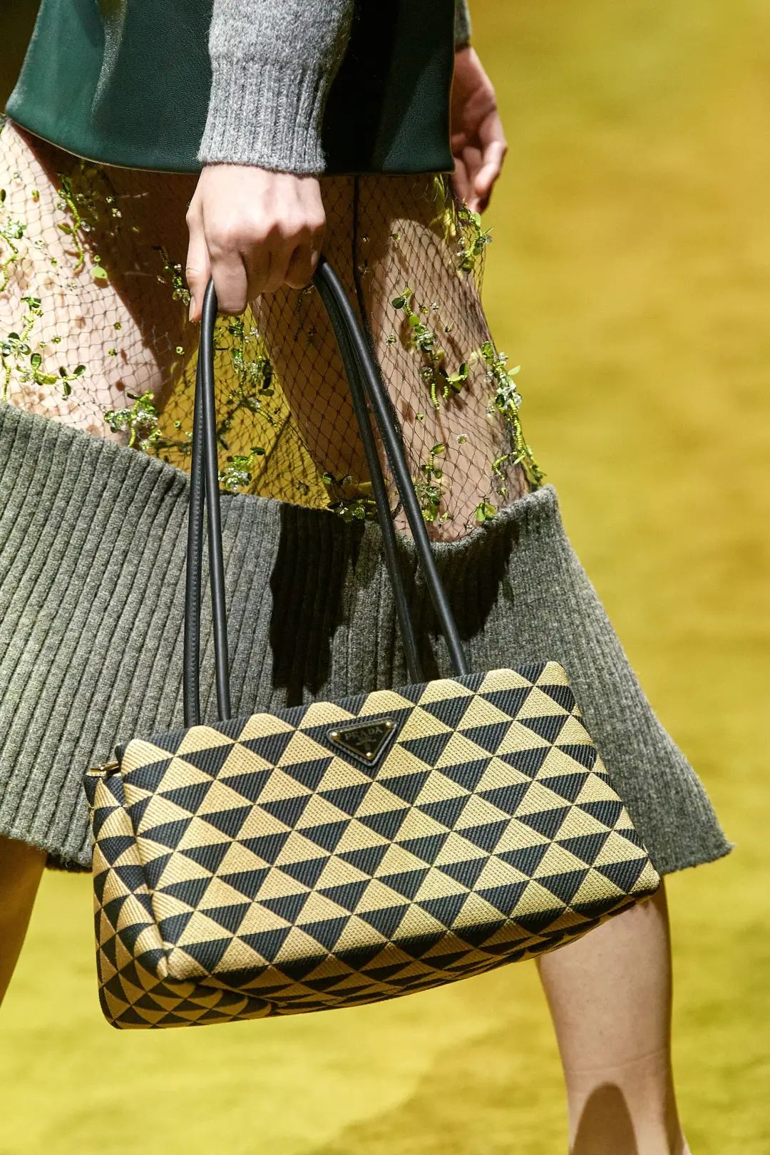 香奈儿垃圾袋为什么这么难买,香奈儿垃圾袋200块钱