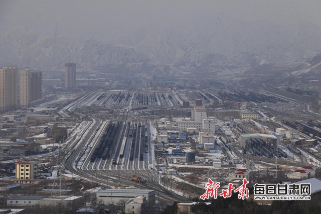 兰州北车站日出入车达25164辆创历史新高