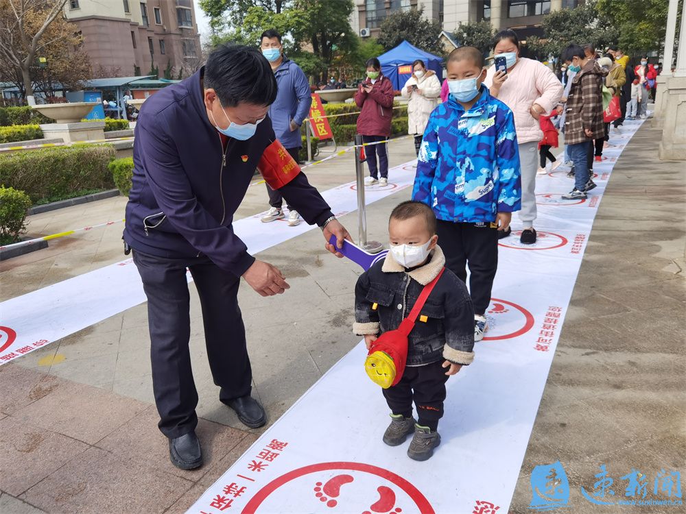 疫情防控党员小区值守,小区党员参与疫情防控