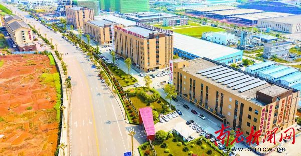 南充嘉陵科技园,嘉陵区工业园区管委会孵化园