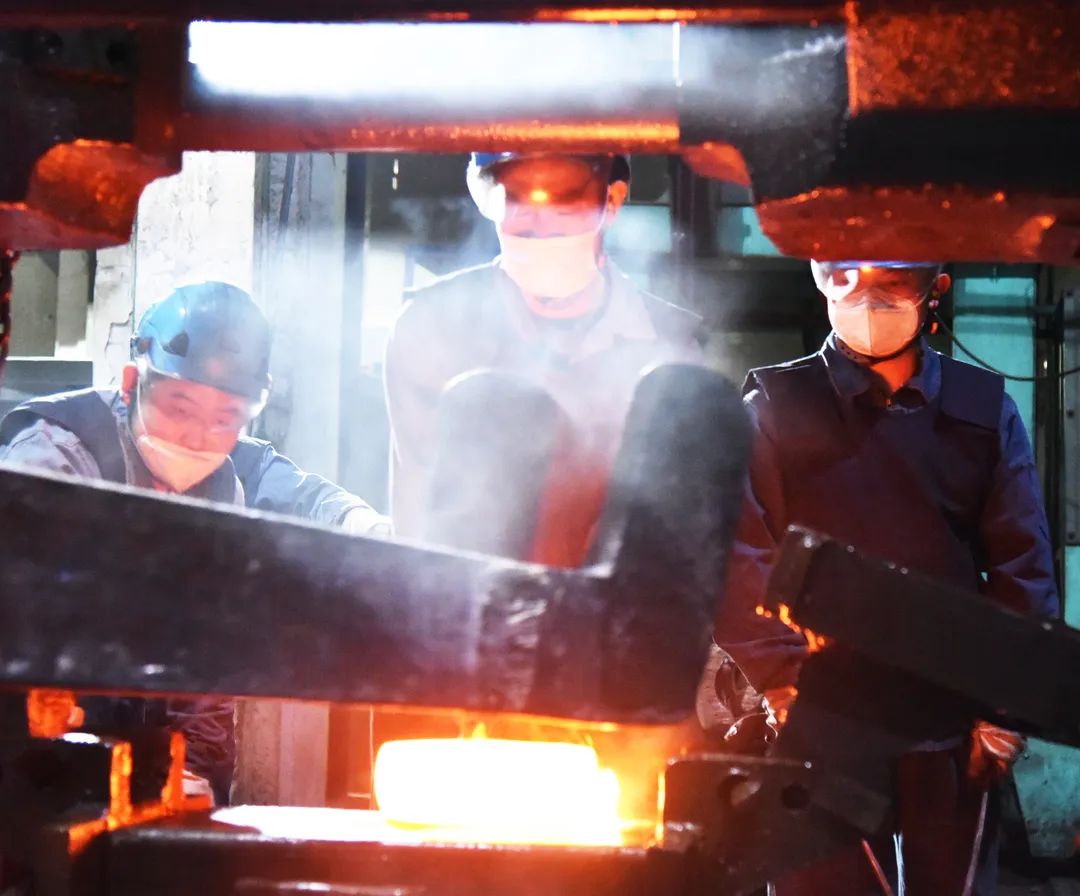 航空工业通飞华南,五一航班火热出行打好提前量